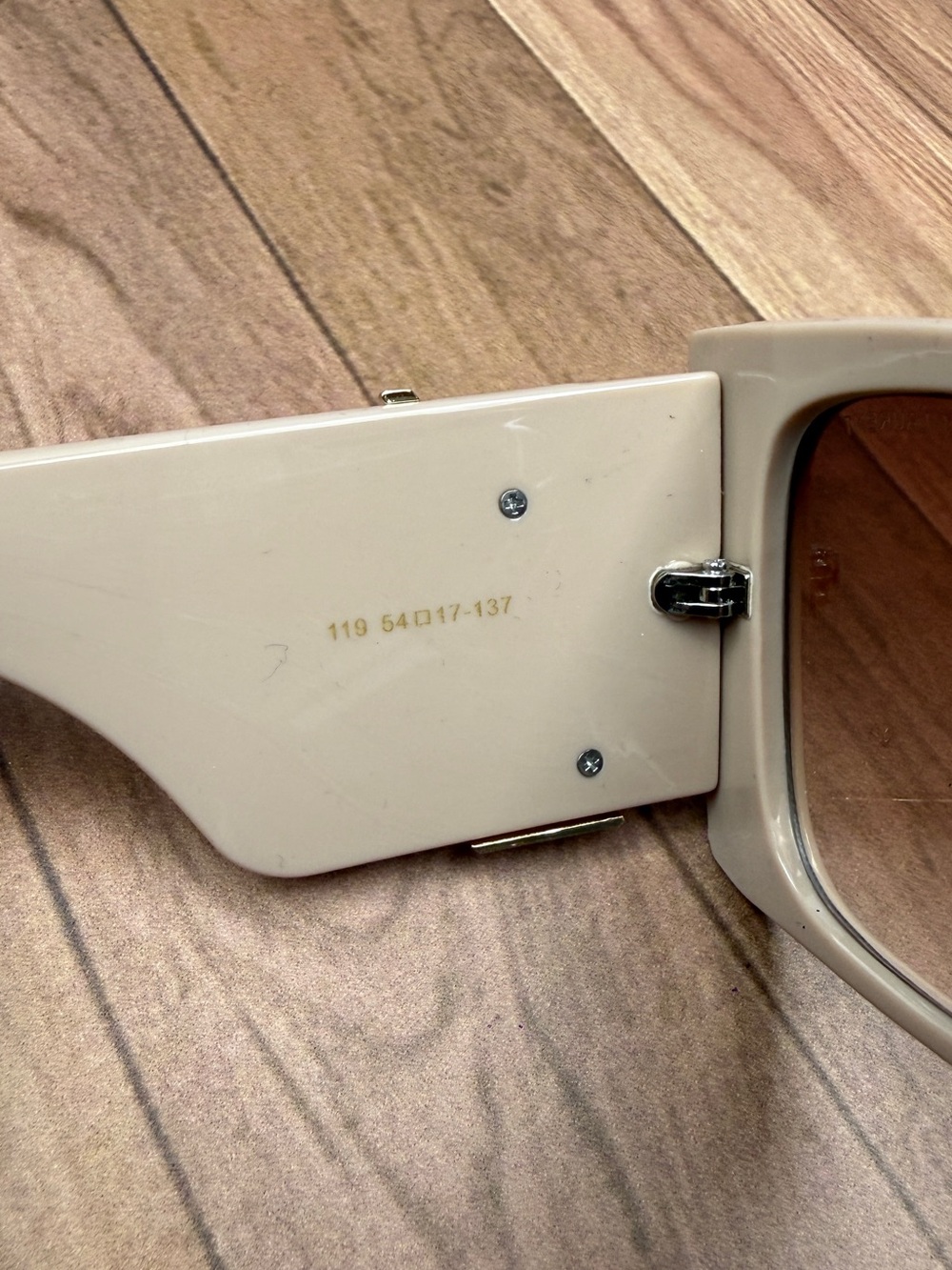 Saint Laurent Beige Cat-Eye Sunglasses - Picture 7 of 7